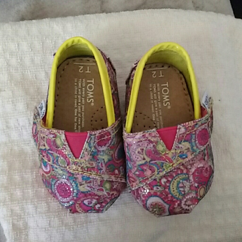 Tiny Toms